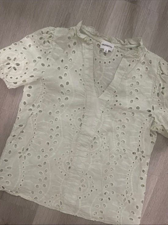 LALA FACTORY Tops - Soft Neon Green Eyelet V-Neck Blouse | Women’s Size Medium